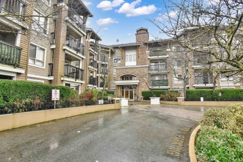 402-8915 202 Street  Langley, BC V1M 0B5