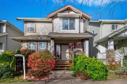 18871 71 Avenue  Surrey, BC V4N 5M7