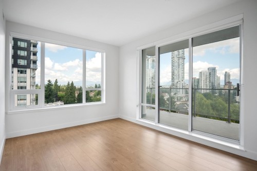 1009-13387 Oldyale Road  Surrey, BC V3T 0V6