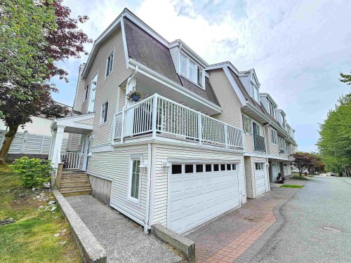 74-8890 Walnut Grove Drive  Langley, BC V1M 3W4