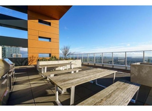 2704-13615 Fraser Highway, Surrey, BC 