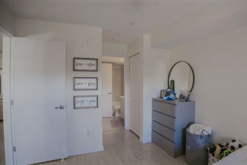 201-19201 66A Avenue, Surrey, BC 