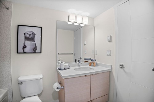 201-19201 66A Avenue, Surrey, BC 