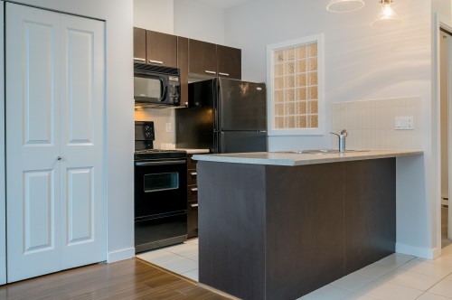 402-10455 University Drive, Surrey, BC 