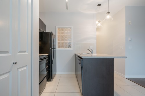 402-10455 University Drive, Surrey, BC 