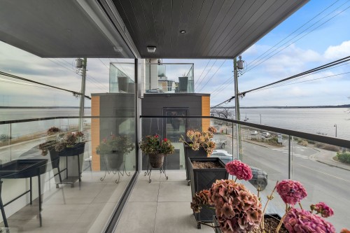 15377 Marine Drive, White Rock, BC 