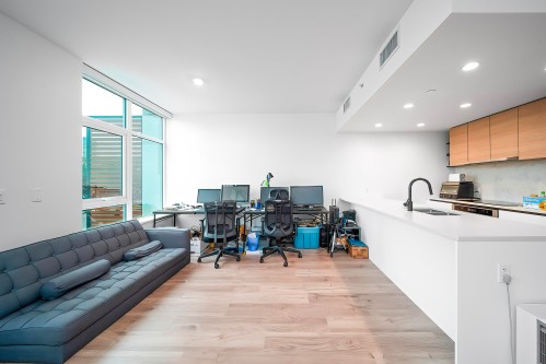 Th17-13428 105 Ave, Surrey, BC 