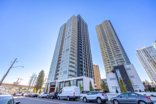 Th17-13428 105 Ave, Surrey, BC 