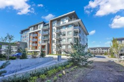 B615-20834 80 Avenue  Langley, BC V2Y 3M3