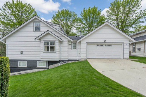 21-15188 62A Avenue, Surrey, BC 