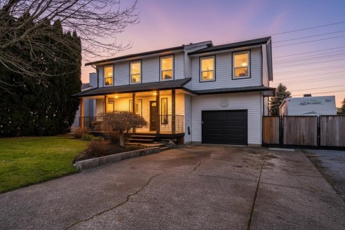 21229 95 Avenue  Langley, BC V1M 1M9