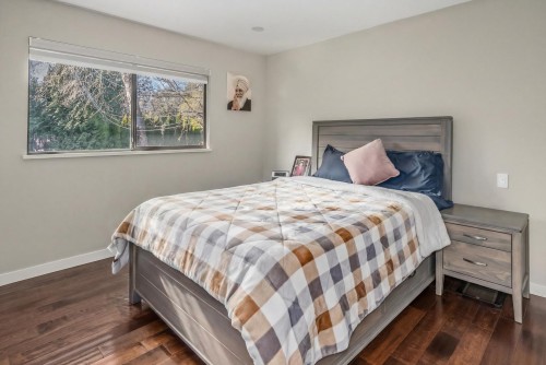 1981 158A Street, Surrey, BC 