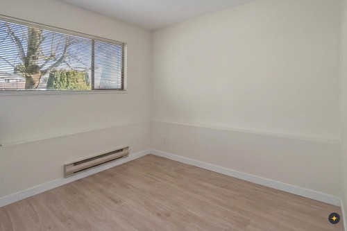 1981 158A Street, Surrey, BC 