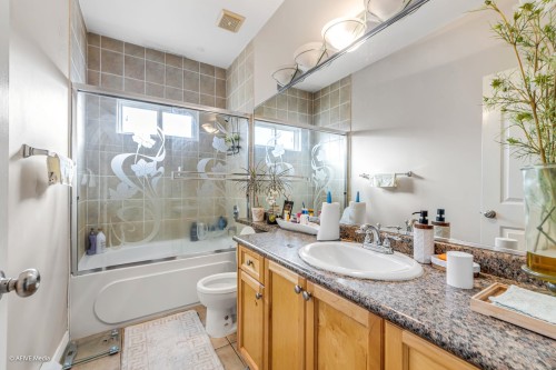 9833 128 Street, Surrey, BC 