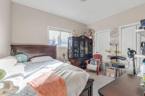 9833 128 Street, Surrey, BC 