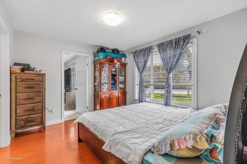 9833 128 Street, Surrey, BC 