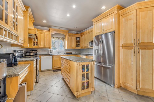 9833 128 Street, Surrey, BC 