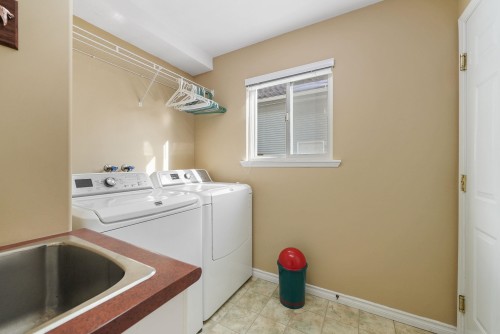 18111 68A Avenue, Surrey, BC 