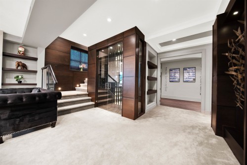 15957 39A Avenue, Surrey, BC 