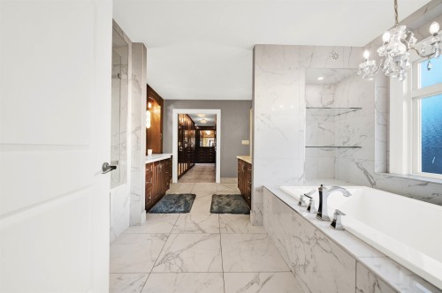 15957 39A Avenue, Surrey, BC 