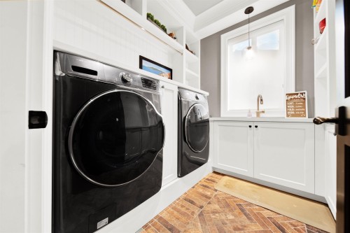 15957 39A Avenue, Surrey, BC 