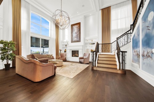 15957 39A Avenue, Surrey, BC 