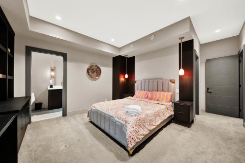 15957 39A Avenue, Surrey, BC 