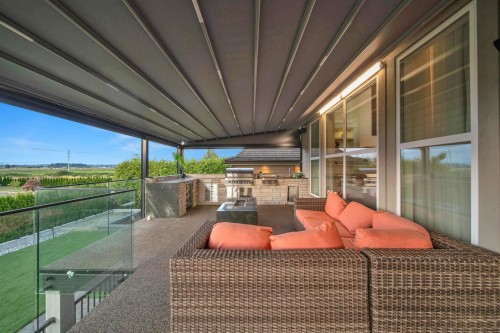 15957 39A Avenue, Surrey, BC 