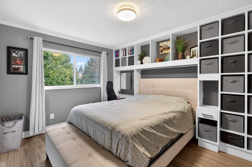 5879 184B Street, Surrey, BC 