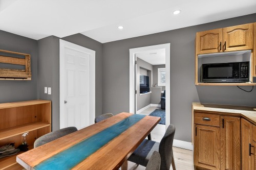 5879 184B Street, Surrey, BC 