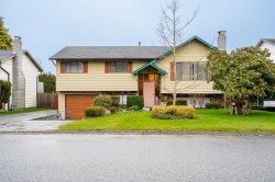 7072 Brewster Drive E Delta, BC V4E 1V6