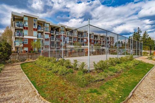 313-10688 140 Street, Surrey, BC 
