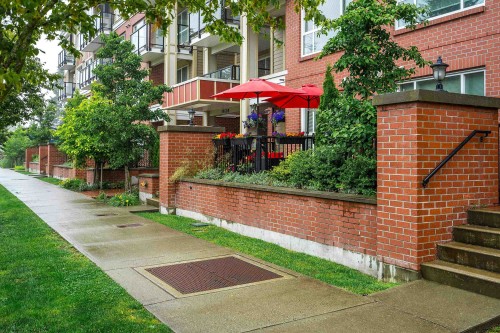 313-10688 140 Street, Surrey, BC 