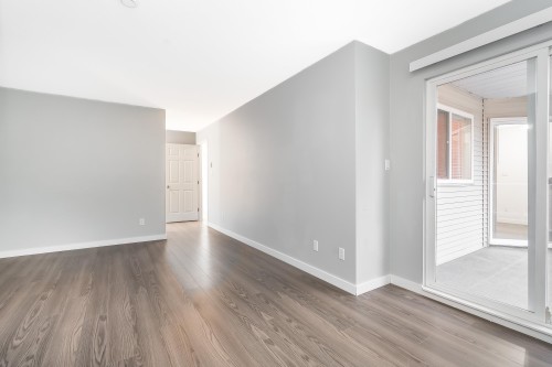 307-16137 83 Avenue, Surrey, BC 