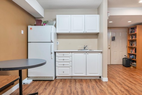 307-16137 83 Avenue, Surrey, BC 