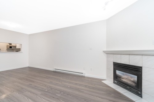 307-16137 83 Avenue, Surrey, BC 