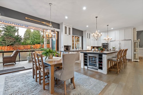 2608 Cedar Drive, Surrey, BC 