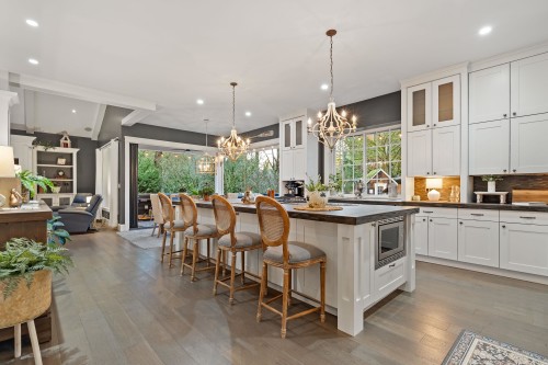 2608 Cedar Drive, Surrey, BC 