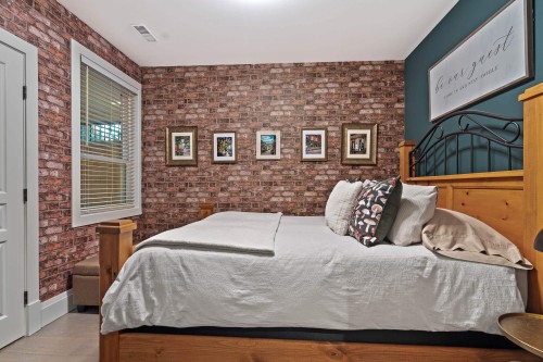 2608 Cedar Drive, Surrey, BC 