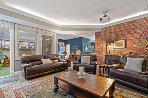 2608 Cedar Drive, Surrey, BC 