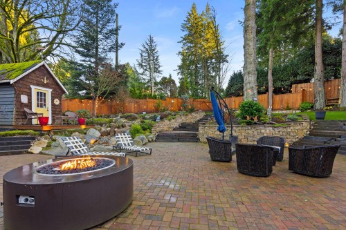 2608 Cedar Drive, Surrey, BC 