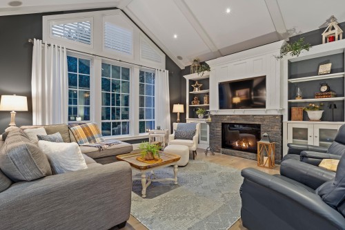 2608 Cedar Drive, Surrey, BC 