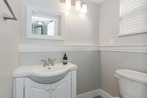 3674 Nicomen Place, Abbotsford, BC 