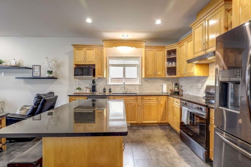 6842 184Th Street, Surrey, BC 