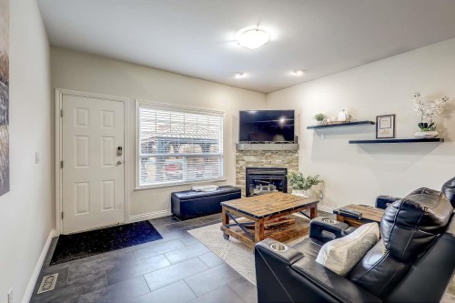 6842 184Th Street, Surrey, BC 