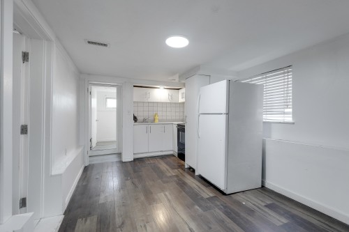 10080 143 Street, Surrey, BC 