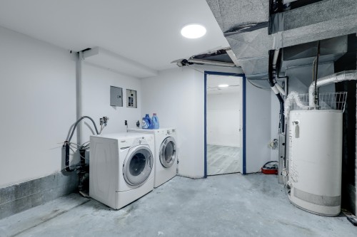 10080 143 Street, Surrey, BC 