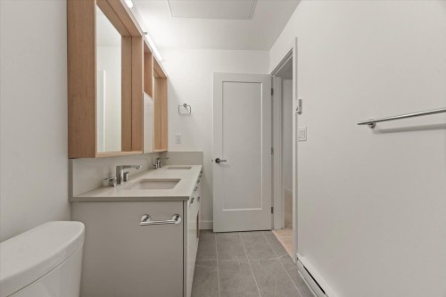 117-13777 75A Avenue, Surrey, BC 