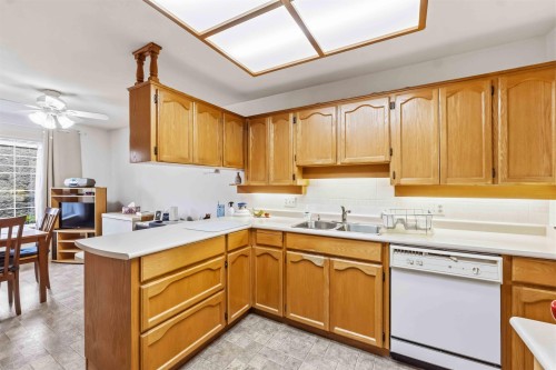 18-5750 174 Street, Surrey, BC 