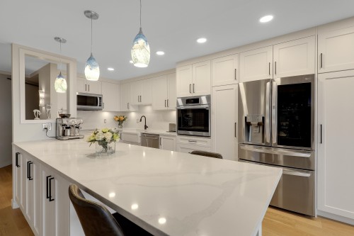 204-15165 Marine Drive, White Rock, BC 